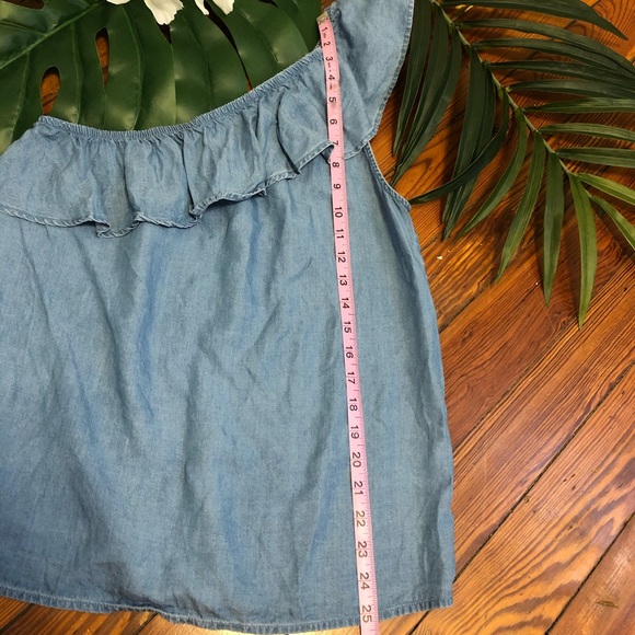 Old Navy Chambray Style Top - Picture 11 of 12